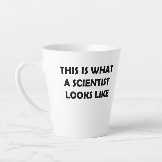So sieht ein Wissenschaftler aus Milchtasse (Links)