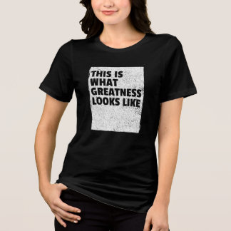 So sieht Größe aus Tri-Blend Shirt