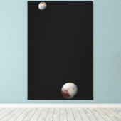 So skalieren Sie Pluto & Charon Leinwanddruck (Insitu (Holzboden))