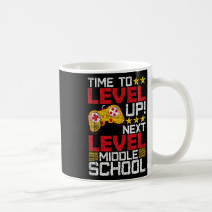 So stufen Sie den Abschluss des mittelschulischen  Kaffeetasse