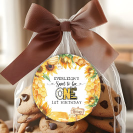 So süß, ein blumiger 1. Geburtstag zu sein Runder Aufkleber