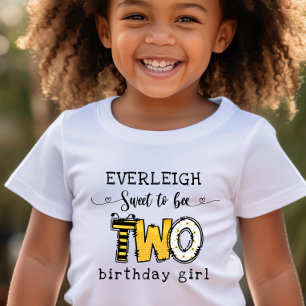 So süß zu zwei blumigen 2. Geburtstag Kleinkind T-shirt