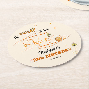 So süß, zwei niedliche Honigbienen zum 2. Geburtst Runder Pappuntersetzer