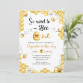 So Sweet To Bee first Birthday Invitation Einladung (Stehend Vorderseite)