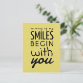 So viele Lächeln inspirierende Postkarte (Stehend Vorderseite)