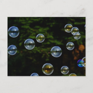 SOAP BUBBLES BLACK HINTERGRUNDBUBBLY FOTOGRAFIE D POSTKARTE