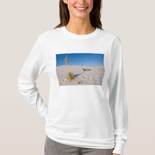 Soaptree Yucca, langer Schatten, Transverse Dunen T-Shirt (Vorderseite)