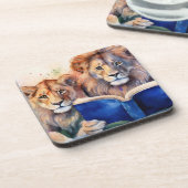 Sober Lion Pride Lesen von Big Book Erholung Getränkeuntersetzer (Linke Seite)