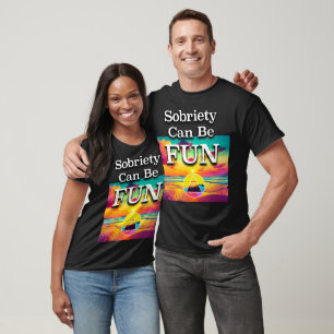 Sobriety kann FUN OM Slogan Beach bei Sunrise T-Shirt