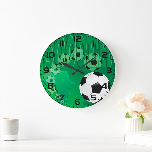 Soccer Africa Bold Green Football Große Wanduhr