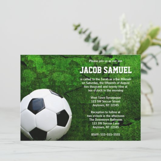 Soccer Ball Bar Mitzvah Einladung (Stehend Vorderseite)