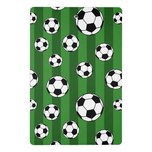 Soccer Ball Pattern on Green Stripes Mini Klemmbrett (Rückseite)