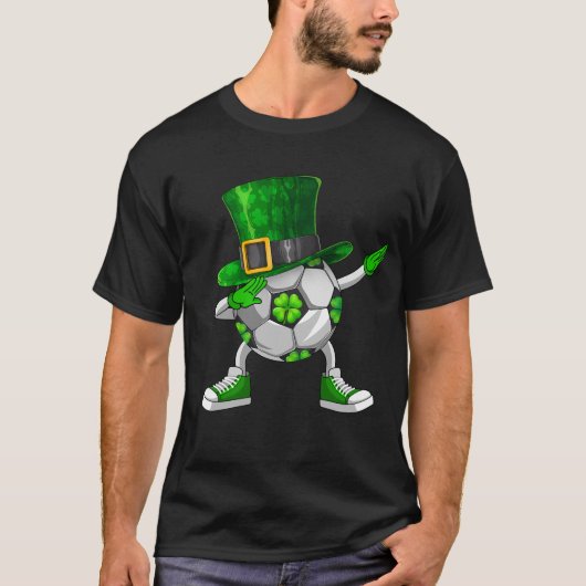 Soccer Dabbing Leprechaun Hat Kleeblatt St Patrick T-Shirt (Vorderseite)