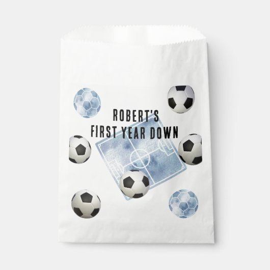 Soccer First Year Down Birthday Party Geschenktütchen (Vorderseite)