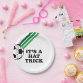 Soccer Green Stripes Hat Trick 3. Geburtstag Pappteller (Party)
