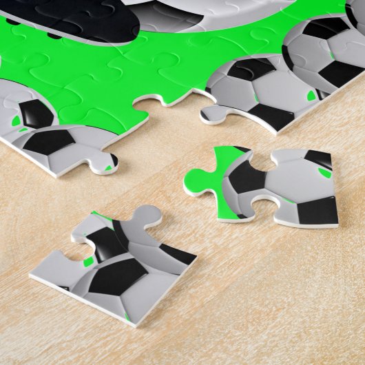 Soccer Jigsaw Puzzle Bright Green (Seite)