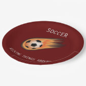 SOCCER" KICKING DINGE RUND UM" Papier Teller. Pappteller (Schrägansicht)
