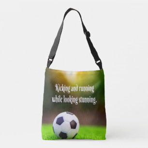 Soccer Motivierend Inspiration Green Field Tragetaschen Mit Langen Trägern