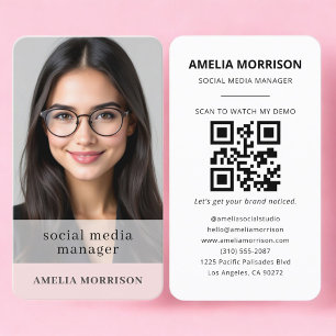 Social Media Manager Blush Pink QR-Code Foto Visitenkarte