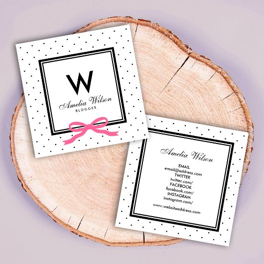 Social Media Polka Dock Pink Ribbon Monogram Quadratische Visitenkarte