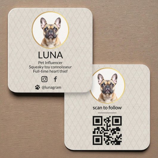 Social Media QR Code Gold Dog Pet Linen Photo Quadratische Visitenkarte