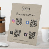 Social Media QR-Logo-Twitter Facebook Kraft Sockelschild (In Situ)
