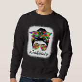 Social Worker Messy Bun Supporting Autism Awarenes Sweatshirt (Vorderseite)