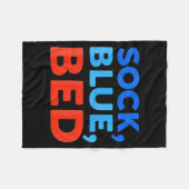 Sock Blue Bed Funny Meme  Fleecedecke (Vorderseite (Horizontal))