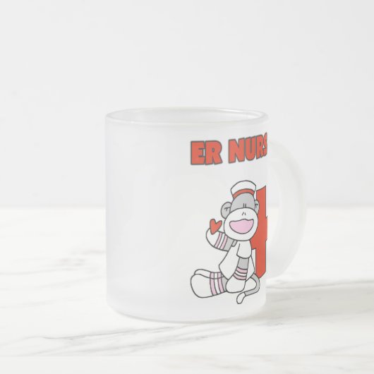 Sock Monkey ER Nurse T - Shirt und Geschenke Mattglastasse (VorderseiteRechts)