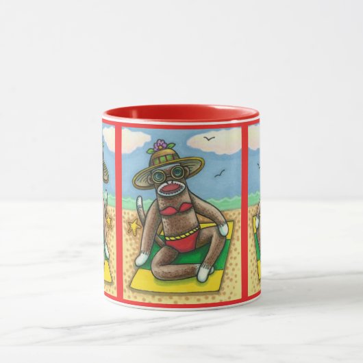 SOCK MONKEY RED BIKINI, AM STRAND CARTOON Funny Tasse (Zentrum)
