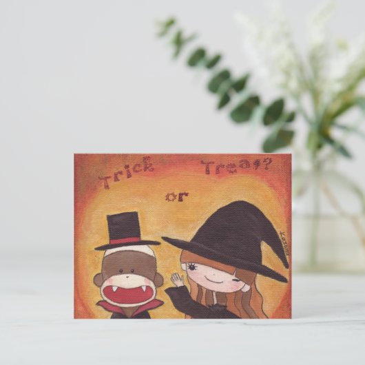 Sock Monkey Trick oder Treat? Postkarte (Stehend Vorderseite)