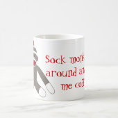 Socke, die herum Monkeying ist Kaffeetasse (Mittel)