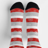 Socken aus rotem und grauem Streifen (Oben)