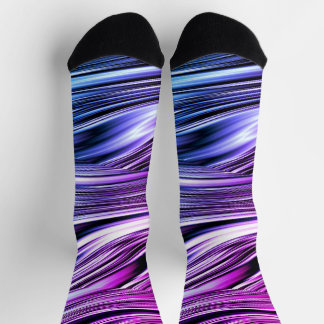 Socken aus schwarzem, weißem und Lila Streifen