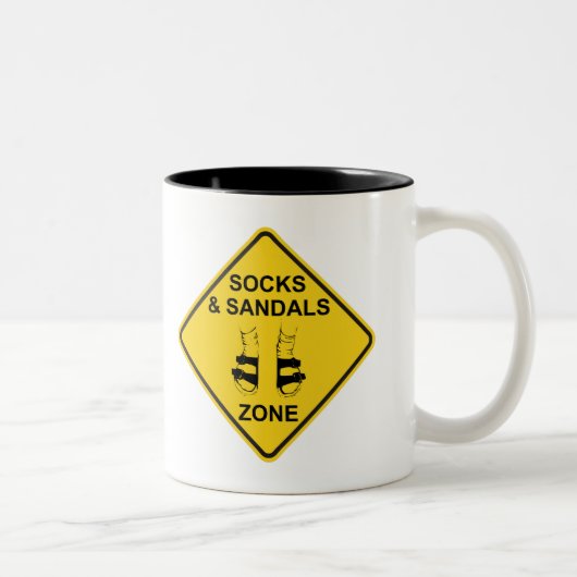 Socken und Sandalen Zweifarbige Tasse (Rechts)