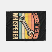 Socket Wrench Whisperer Retro Mechanic Crew Auto T Fleecedecke (Vorderseite (Horizontal))