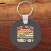Socket Wrench Whisperer Retro Mechanic Crew Auto T Schlüsselanhänger (Vorderseite)