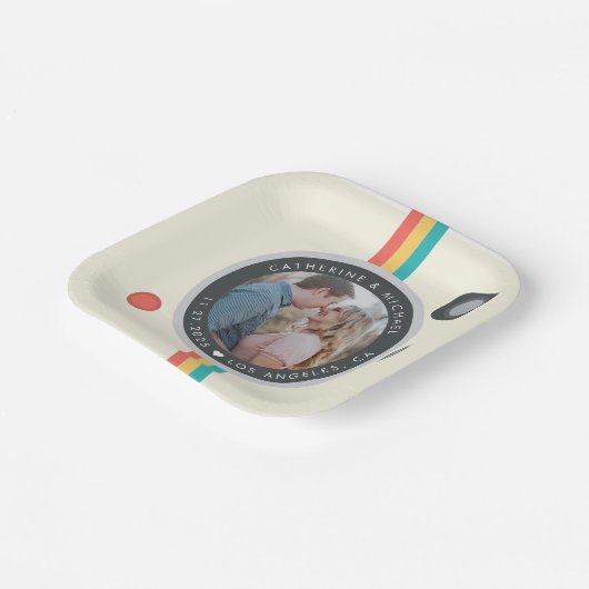 Sofortige Camera Couple Foto Einzigartige Hochzeit Pappteller (Gewinkelt)