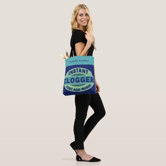 Sofortiges Clogger addieren gerade individuellen Tasche (Am Model)