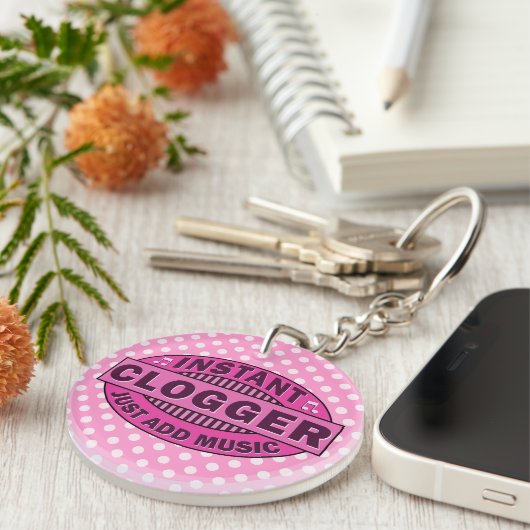 Sofortiges Clogger addieren gerade Musik-Rosa Schlüsselanhänger (Vorderseite rechts)