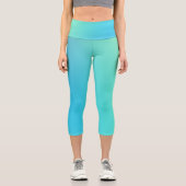 Soft Aquamarine Ombre Design Capri Leggings (Vorderseite)