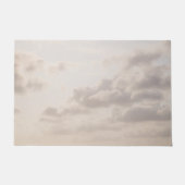 Soft Beige Caribbean Clouds Dream 1 Fußmatte (Vorderseite)