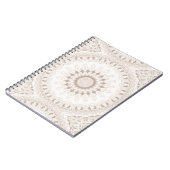 Soft Beige und White Mandala Medallion Notizblock (Linke Seite)