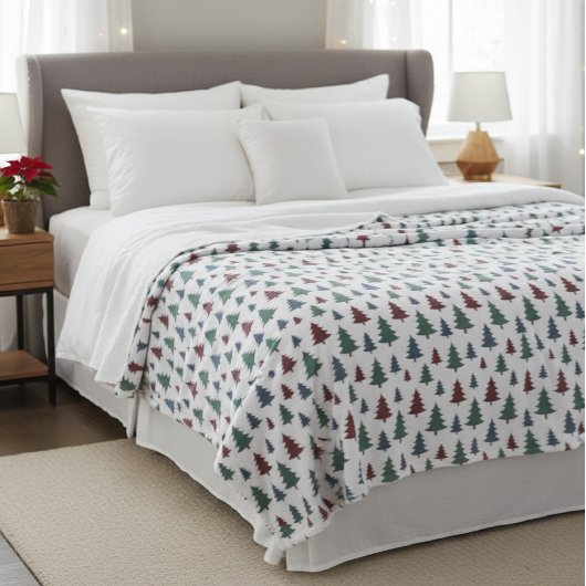 Soft Blanket with Pine Print - Warmth and Style Fleecedecke