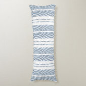 Soft Blue Herringbone Fern Striped Pattern Seitenschläferkissen (Vorderseite Vertikal)