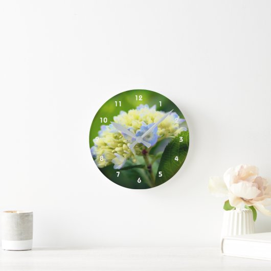 Soft Blue Hydrangea Blume Runde Wanduhr (Zuhause)