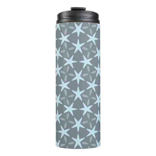 Soft Blue Starburst on Slate Grey Pattern Thermosbecher (Vorderseite)