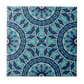 Soft Blue und Indigo Mosaic geometrische Formen Fliese (Vorderseite)