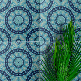 Soft Blue und Indigo Symmetrische geometrische For Fliese