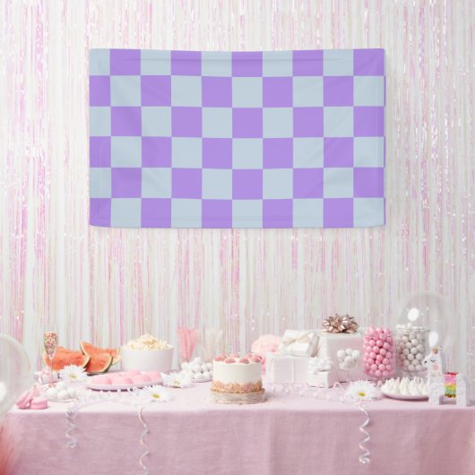 Soft Blue und Lavender Checked Banner (Party)